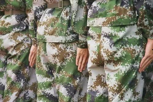 娱乐吃瓜酱军训